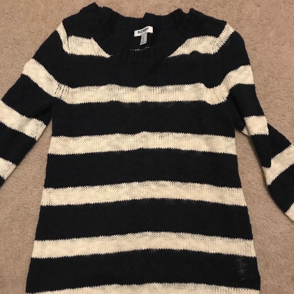 Old Navy Sweater
